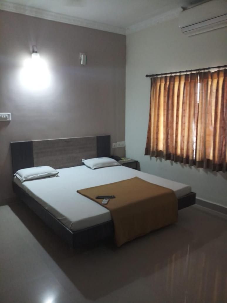 Chennai Guest House Eksteriør bilde
