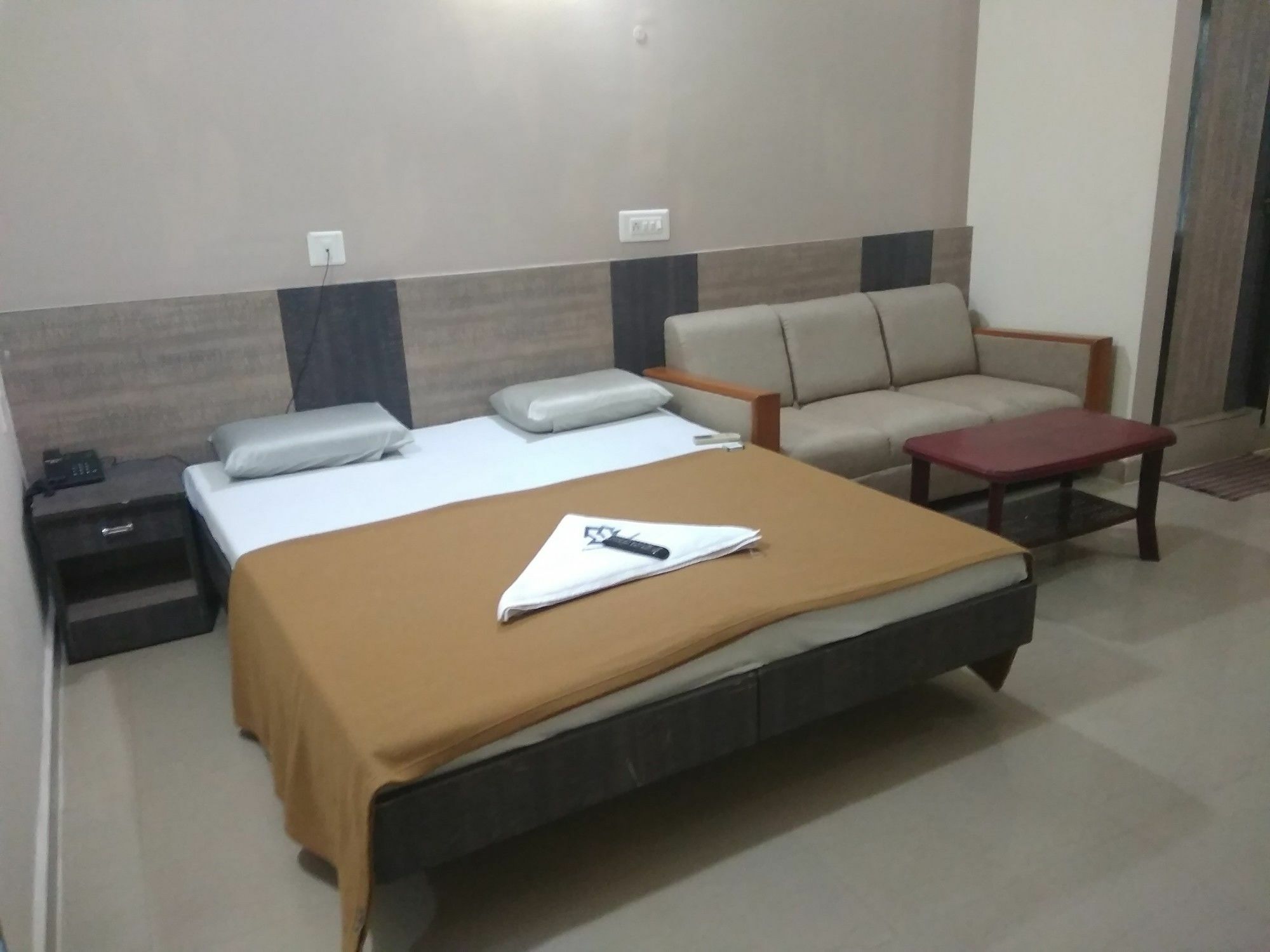 Chennai Guest House Eksteriør bilde